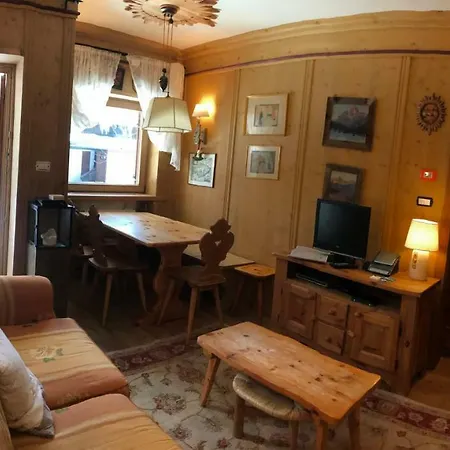 Apartamento Chalet Of Hearts Nel Bosco Di Pocol Cortina dʼAmpezzo