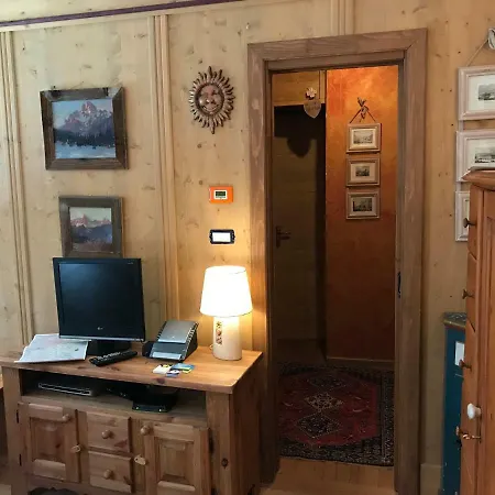 Apartamento Chalet Of Hearts Nel Bosco Di Pocol *